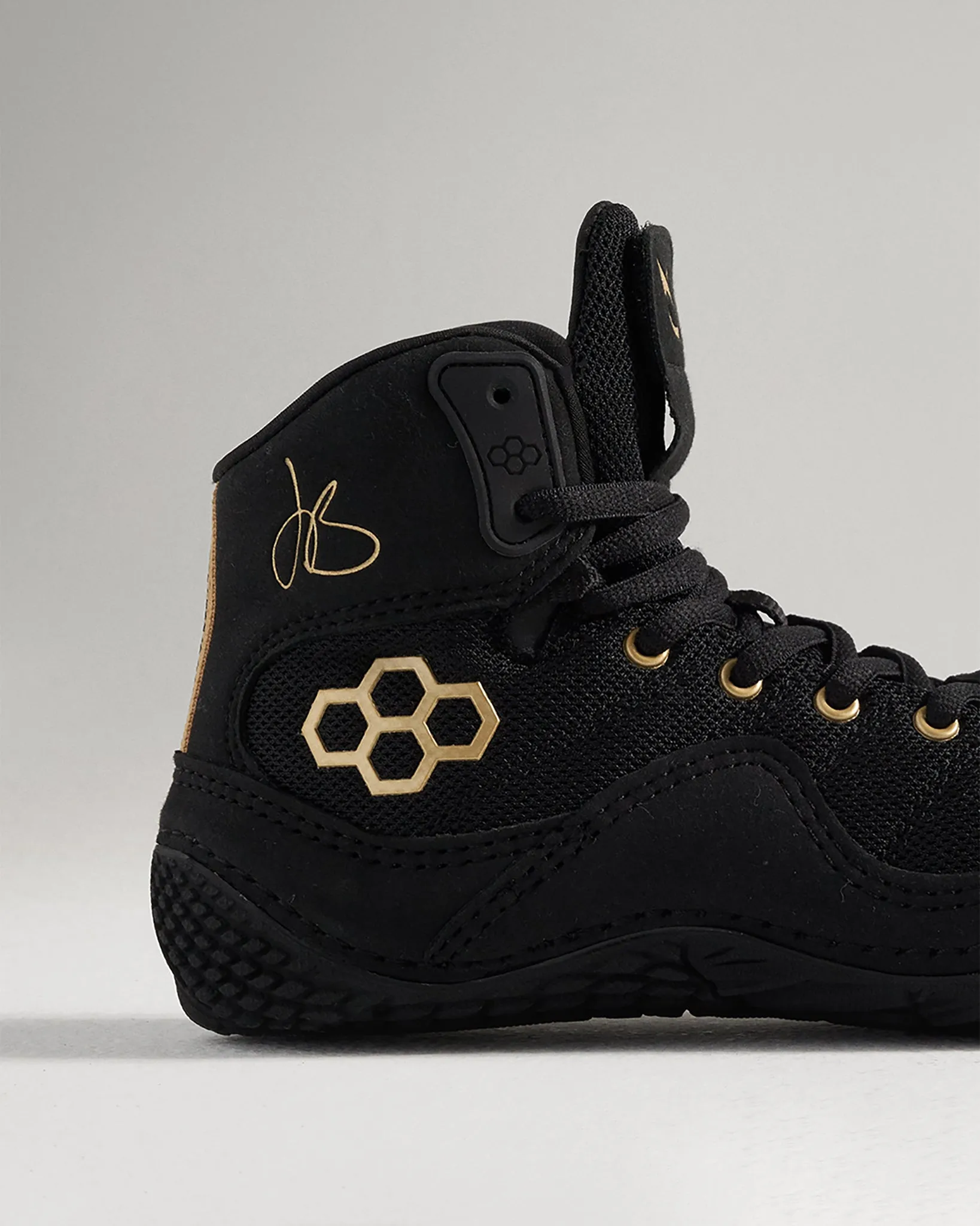 JB1 Youth Wrestling Shoes - ALLISEEISGOLD