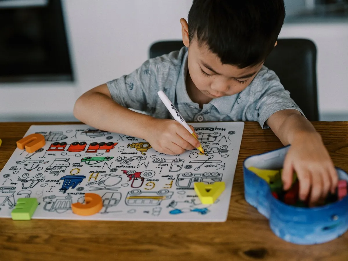 Toot Toot Honk - Hey Doodle Classic Reusable Silicone Drawing Mat